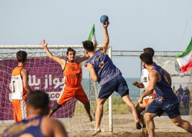 آراتایل اصفهان قهرمان لیگ برتر هندبال ساحلی ایران شد